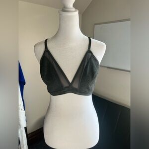 3/$15 Gray Cloth Bra